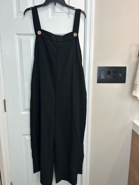 Emery rose Black Suspender jumpsuit with Button Details black wide-leg